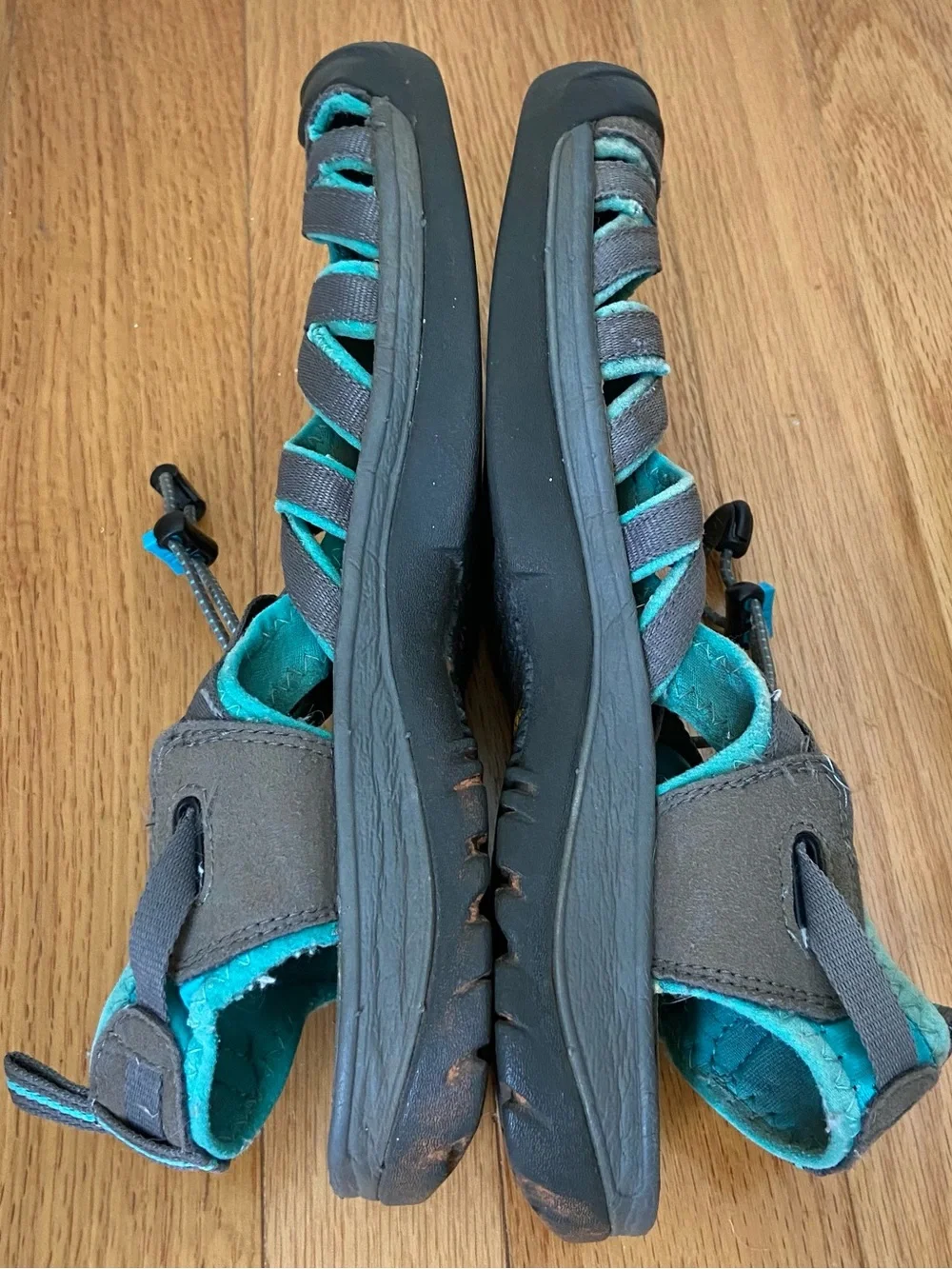KEEN Whisper Closed Toe Sport Sandal Women's 10 Waterproof Outdoor Strappy Gray